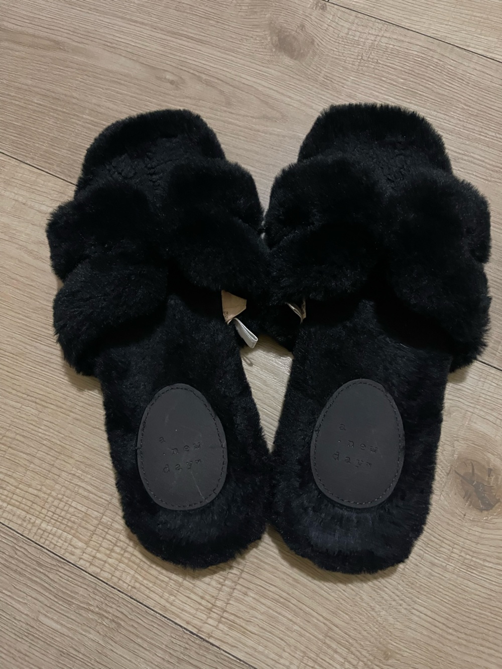 Black Faux Fur Slide Slippers - Women's Cozy Indoor Slides